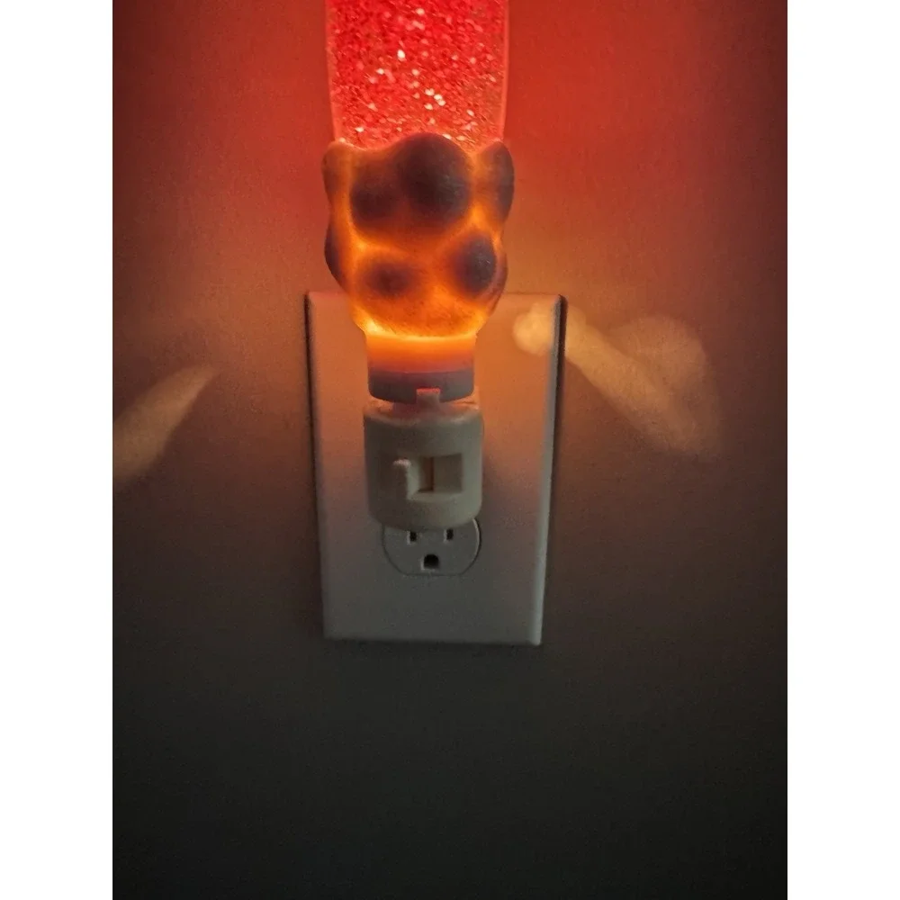SANTA CLAUS SHIMMERY NIGHTLIGHT Avon Holiday Inside Home RETIRED New Boxed